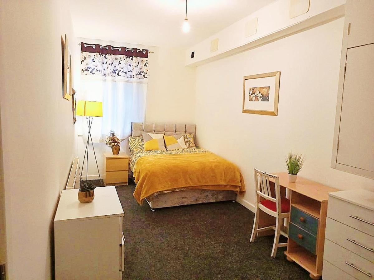 Double Room Close To Bradford University And City Centre Екстер'єр фото