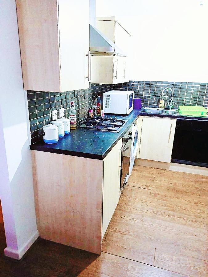 Double Room Close To Bradford University And City Centre Екстер'єр фото